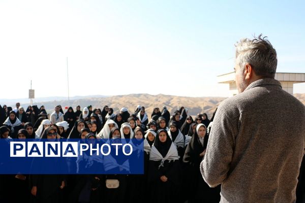 روز دوم سفر راهیان نور دانش‌آموزان ملارد در مسیر حماسه و نور