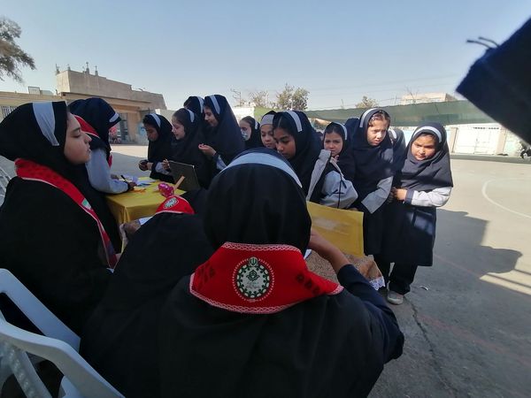 مراسم انتخابات شورای دانش آموزی در دبیرستان ناهید نخودی 