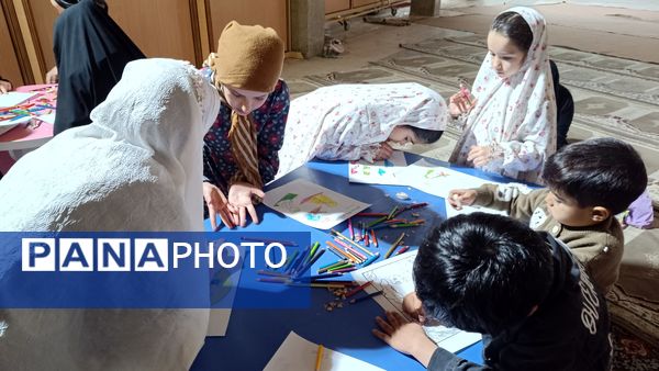 حضور پرشور دانش‌آموزان و فرهنگیان در نماز جمعه یاسوج