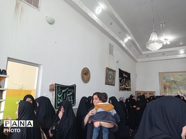 حضور پرشور و پر رنگ فرهنگیان جاجرم  در عزای رهبر شهید 