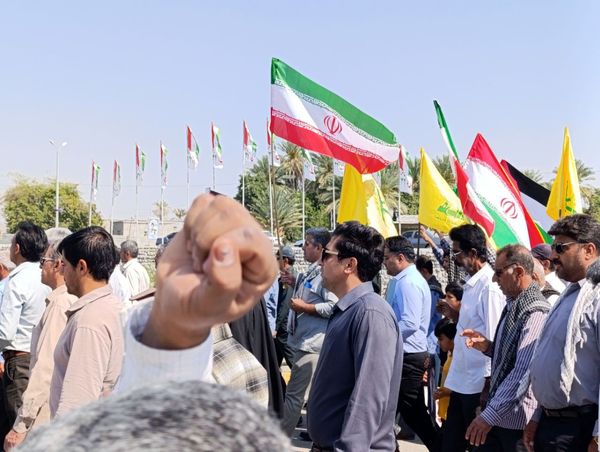 ابراز همدردی مردم سندرک و فین با مردم فلسطین در راهپیمایی روز قدس