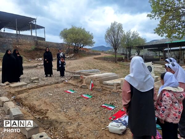 تجدید میثاق با شهدا؛ گامی در مسیر تربیت نسل ولایی در خرم‌آباد