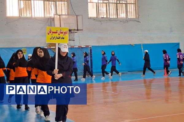 مسابقات ورزشی بین مدرسه‌ای جام اقتدار ایران در قرچک