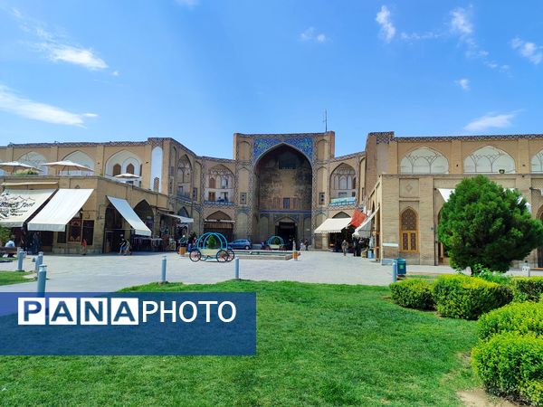 میدان امام اصفهان، شاهکاری از معماری و تاریخ