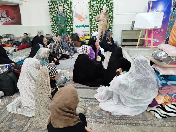 آینه‌های نور: لحظاتی سرشار از صمیمیت و گفتگو در اعتکاف دانش‌آموزی