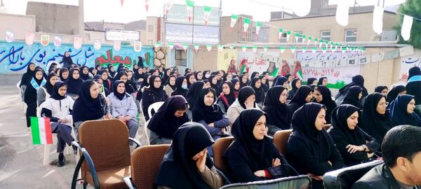 جشن باشکوه و پرشور ایرانمون در آموزشگاه دخترانه فاطمیه شهر کلات 
