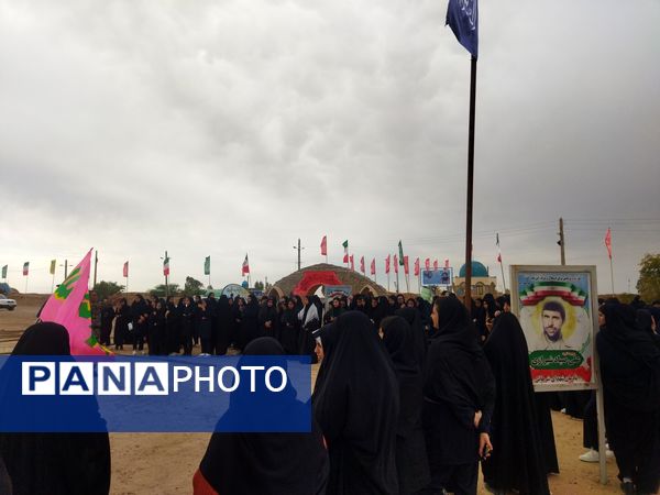 اعزام دانش‌آموزان شهرستان دره‌شهر به اردوی راهیان‌نور