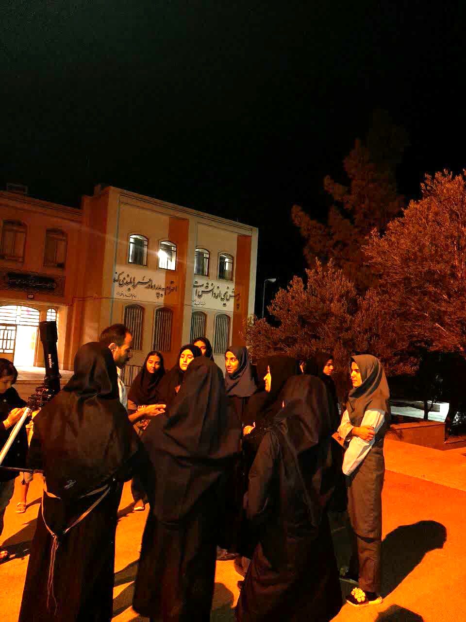 یک شب به‌ یادماندنی با طعم رصد ماه در خوابگاه دبیرستان شهید درعلی تفت