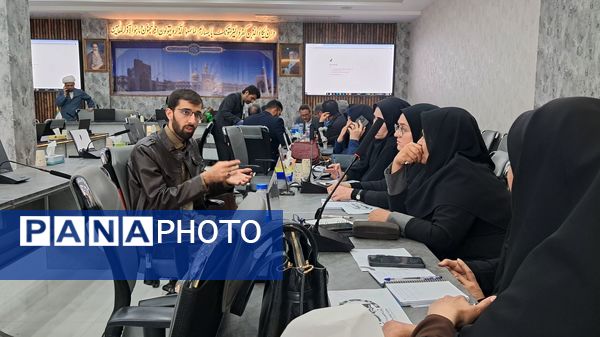 توانمندسازی کارشناسان حوزه پرورشی در "تربیت بر مدار تحول"