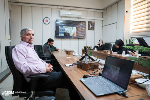 نشست آموزش آنلاین مدرسان کشوری با انرژی‌ها