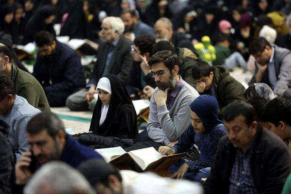 جشن میلاد امام علی(ع) در حرم حضرت معصومه(س) با تلاوت قاریان نوجوان 