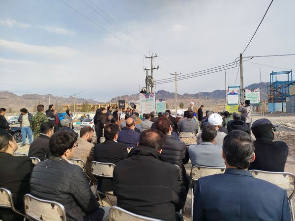 آیین افتتاحیه برق و گودبرداری نهضت ملی مسکن سایت دانشگاه بلوار پیام نور شهرستان کاشمر 