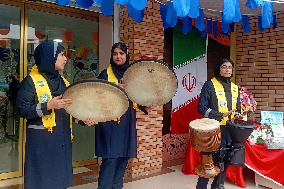 جشن نیمه شعبان در مدرسه فاطمه عرب قرچک