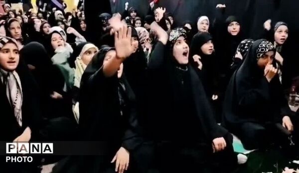دورهمی کودکان و نوجوانان با برنامه‌های متنوع در حرم حضرت معصومه(س)