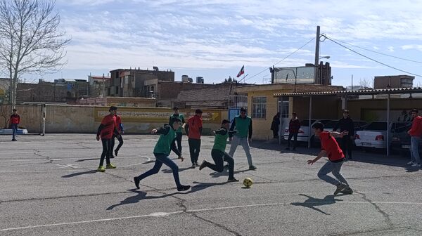 مسابقات درون مدرسه‌ای فوتسال در دبیرستان امام رضا (ع) نیشابور 