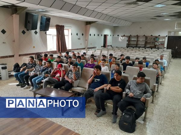 روزی پرانرژی برای پسران ناحیه یک زنجان و منطقه ایجرود در اردوی دانش‌آموزی یک‌روزه