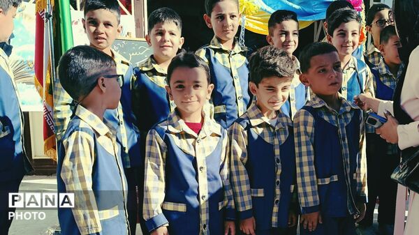 جشن شکوفه‌ ها؛ آغاز یک مسیر تازه برای کلاس اولی‌ ها