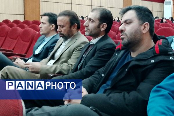 حضور مسئولان و فرهنگیان اداره کل آموزش و پرورش شهرستان‌های تهران در جشن ولادت حضرت مهدی(عج)