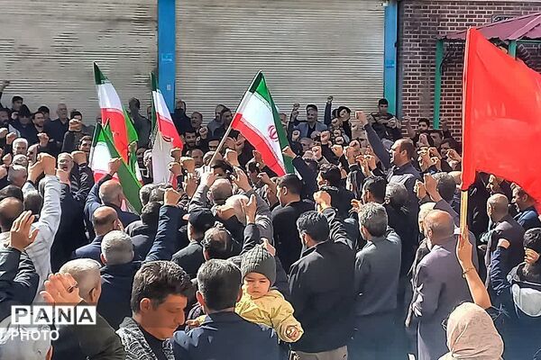 انزجار از تروریسم صهیونیستی ـ آمریکایی و تجدید عهد با راه رهبر شهید در نماز جمعه صباشهر