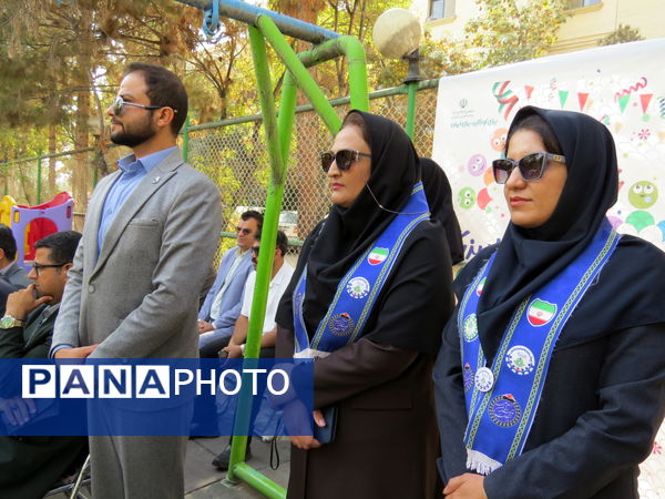 جشن غنچه‌ها در شهرستان بجنورد