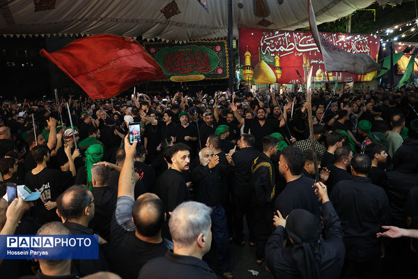 عزاداری شب عاشورا در محله دولت آباد تهران