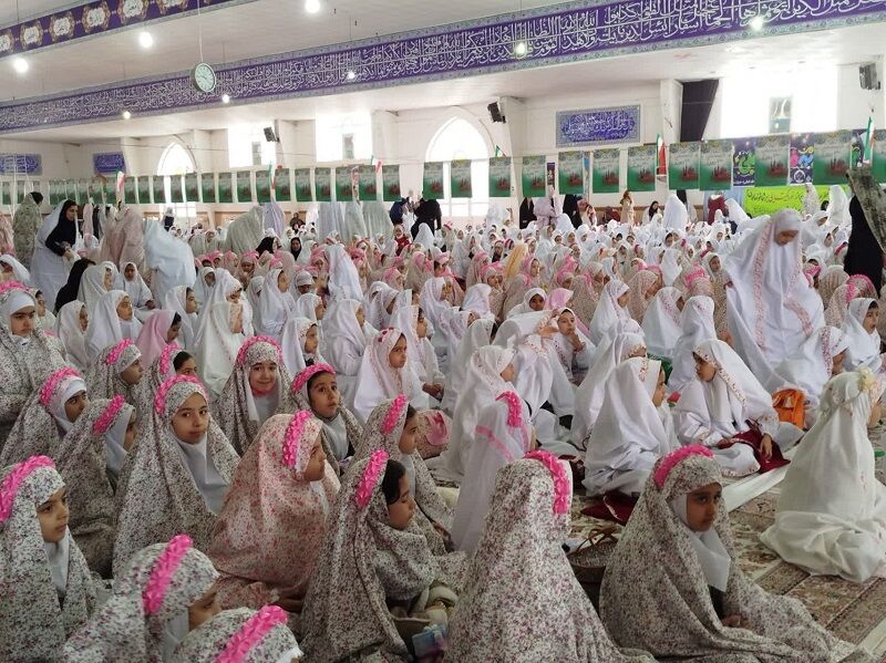 جشن تکلیف دانش‌آموزان دختر پایه سوم شیروان