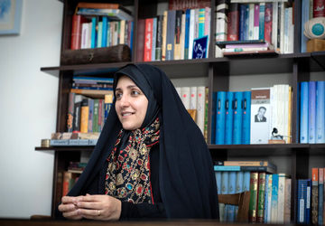 دیدار معاون امور زنان رئیس جمهور با نائب رئیس فدراسیون فوتبال