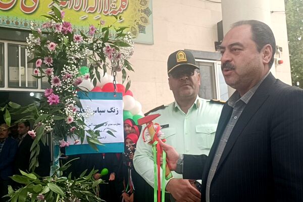 برگزاری مراسم بزرگداشت روز معلم در نیشابور 