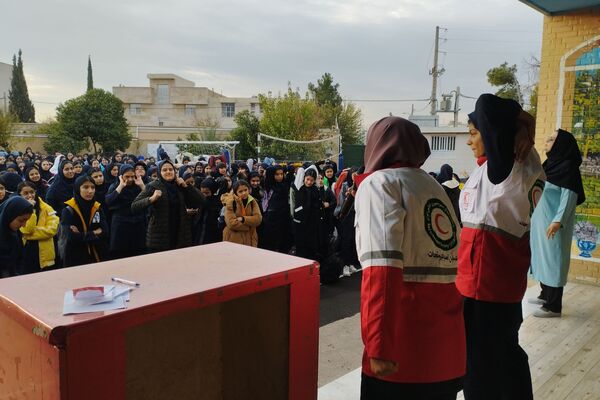 مانور زلزله و ایمنی در مدارس دخترانه ناحیه 3 شیراز
