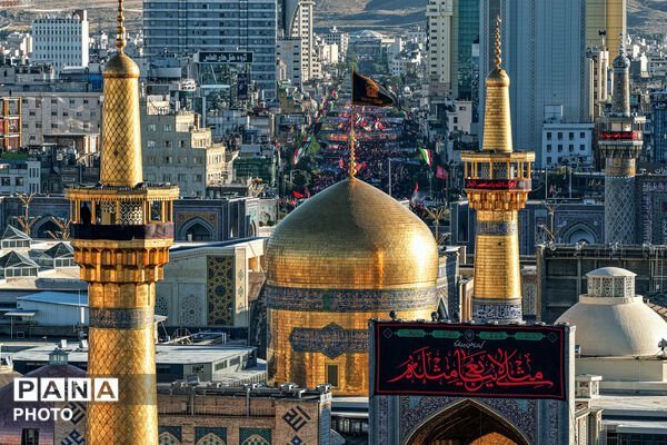 تشییع پیکر رهبر شهید انقلاب در مشهد مقدس-۱

