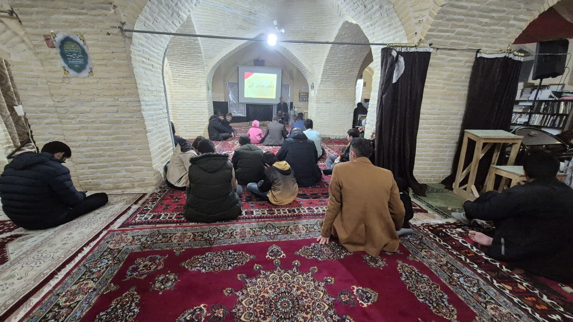  احیا در زیر گنبد مقدس مسجد جامع فارسان