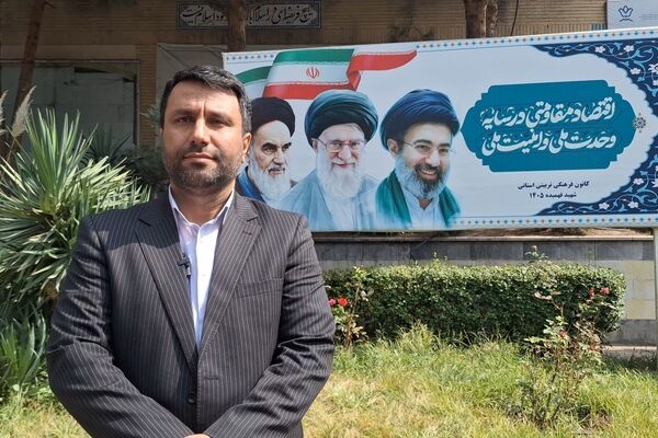 هدف مهم دوره «یاوران ولایت» فراهم کردن زمینه کار تشکیلاتی در میان دانش‌آموزان است