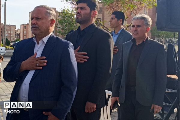 اجتماع صمیمی دانش‌آموزان نیشابور به یاد ۱۶۸ فرشته های دبستان شجره طیبه ی میناب