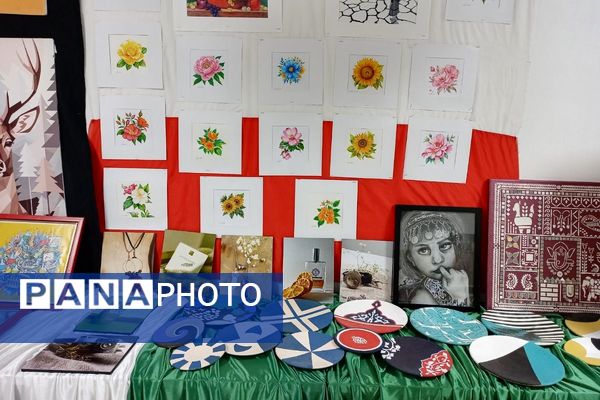 نمایشگاه دهه فجر اداره آموزش و پرورش رباط‌کریم