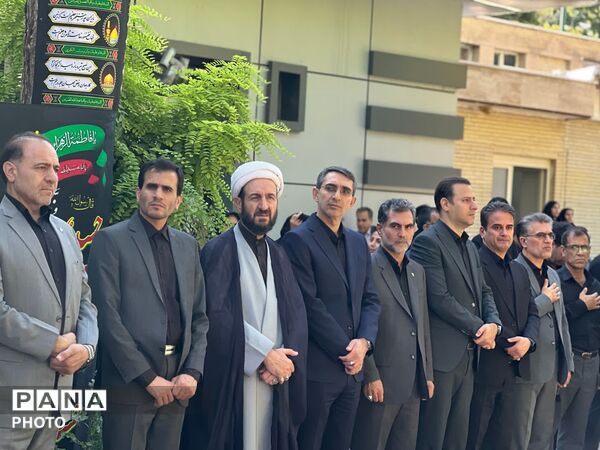 آیین بدرقه و وداع با رهبر شهید انقلاب