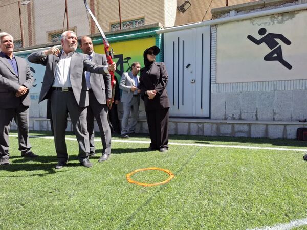 افتتاح زمین چمن هنرستان تربیت بدنی محمد شهرستانی ناحیه ۶ مشهد