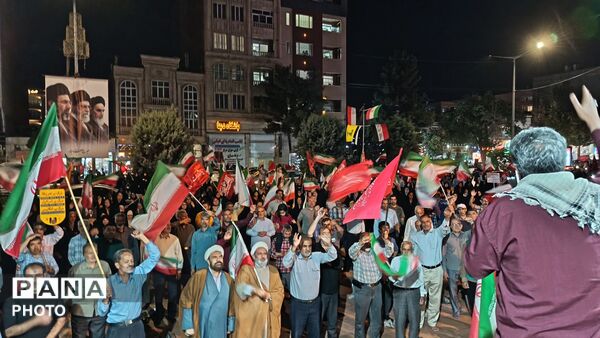 ۱۸۷ شب دلدادگی در میدان خیابان