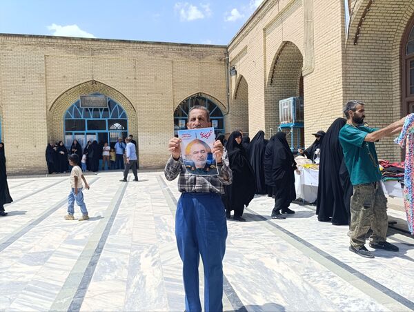  حضور بی نظیر مردن نیشابور در راهپیمایی بر علیه حمله رژیم صهیونسیتی