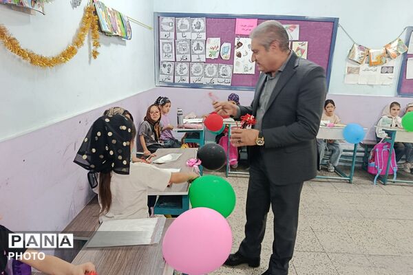 افتتاحیه پایگاه طرح تابستانه جاماندگان از پیش‌دبستانی در کهریزک