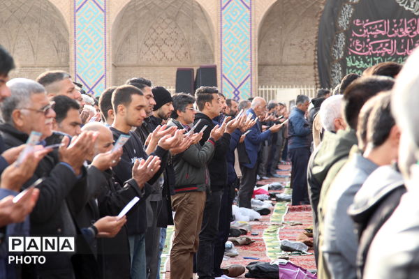 برپایی باشکوه نماز عید فطر در یزد