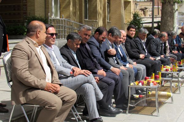 مرهمی بر زخم‌های کوچک؛ دلجویی استاندار کردستان از دانش‌آموزان کرجو