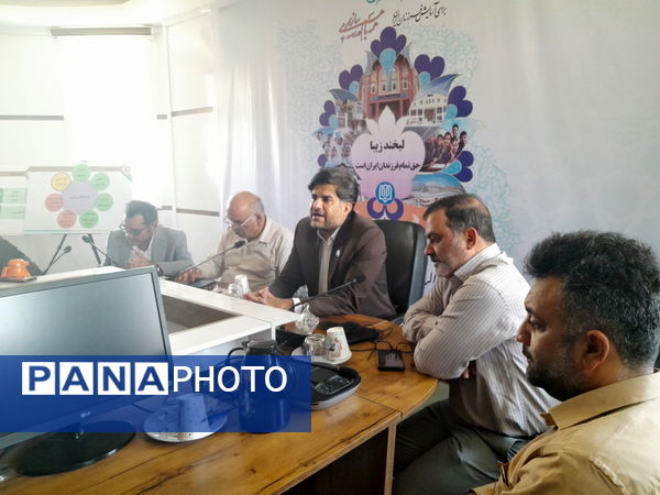 نشست خبری مدیرکل نوسازی مدارس استان بوشهر 