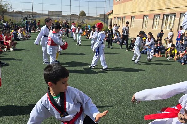 جلوه‌ای از پویایی در هفته تربیت‌بدنی در دبستان شاهد شهید محمد جنیدی