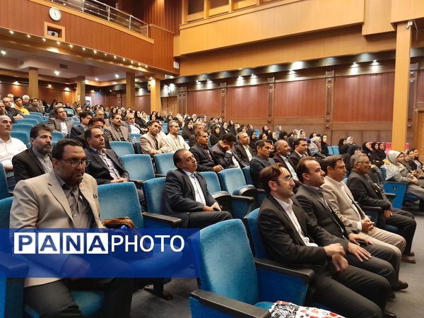 مجمع عمومی انجمن اولیا و مربیان دبیرستان مصلی نژاد حضرت زهرا(س) 