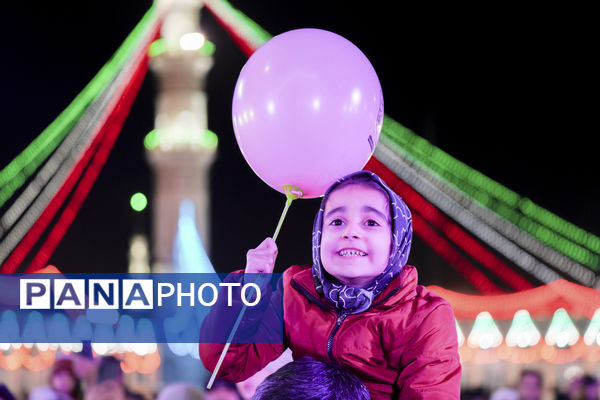 همخوانی سرود «سلام یا مهدی» با حضور ابوذر روحی در مسجد جمکران