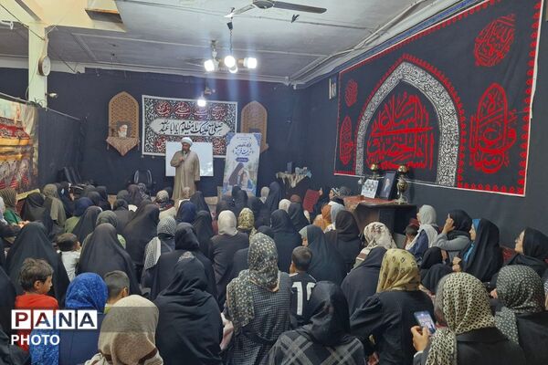 تربیت فرزند در کانون توجه طرح محله محور احمدیه