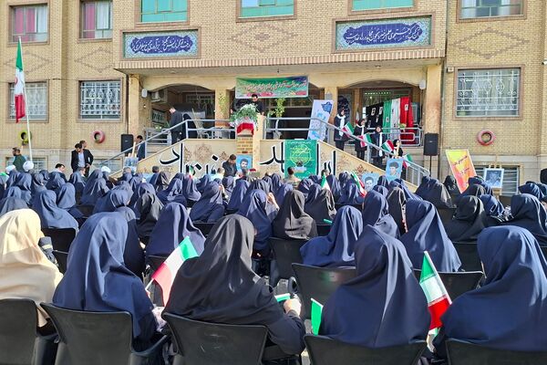 زنگ آغاز سال تحصیلی جدید در مدارس نواخته شد