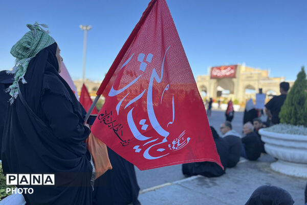 مشهد در سوگ؛ بدرقه باشکوه رهبر شهید انقلاب در جوار بارگاه رضوی