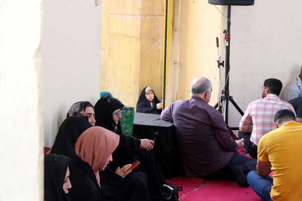 زمزمه عاشقانه دعای عرفه در یادمان 14 شهید گمنام کوه خضر نبی(ع)