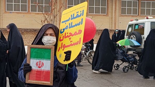 حاشیه نگاری حضور مردم شهر بن در راهپیمایی ۲۲ بهمن ۱۴۰۴